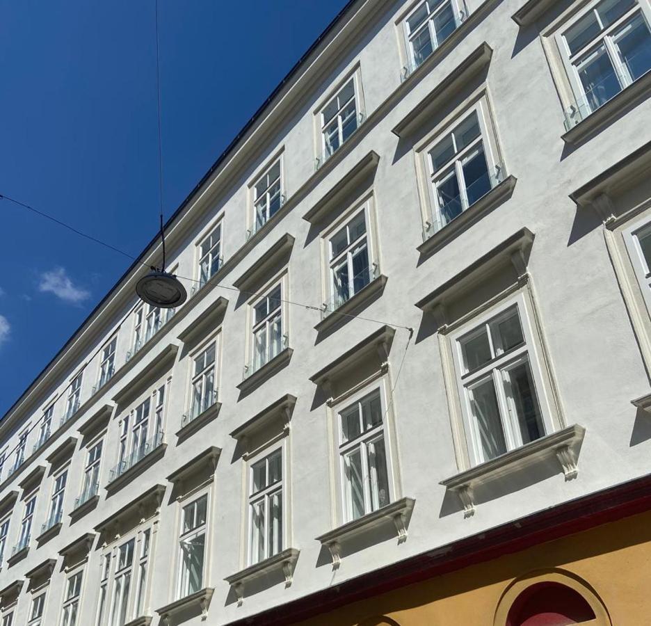 Stilvolles Apartment In Zentraler Lage Wien Eksteriør bilde