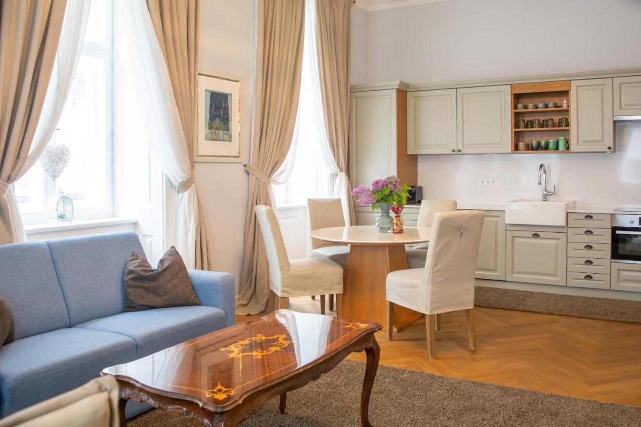Stilvolles Apartment In Zentraler Lage Wien Eksteriør bilde