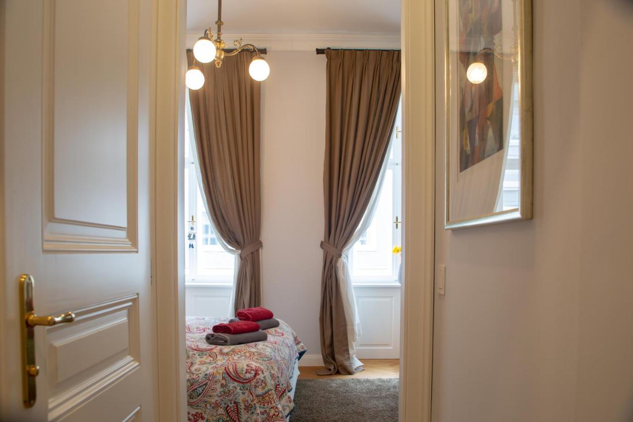 Stilvolles Apartment In Zentraler Lage Wien Eksteriør bilde